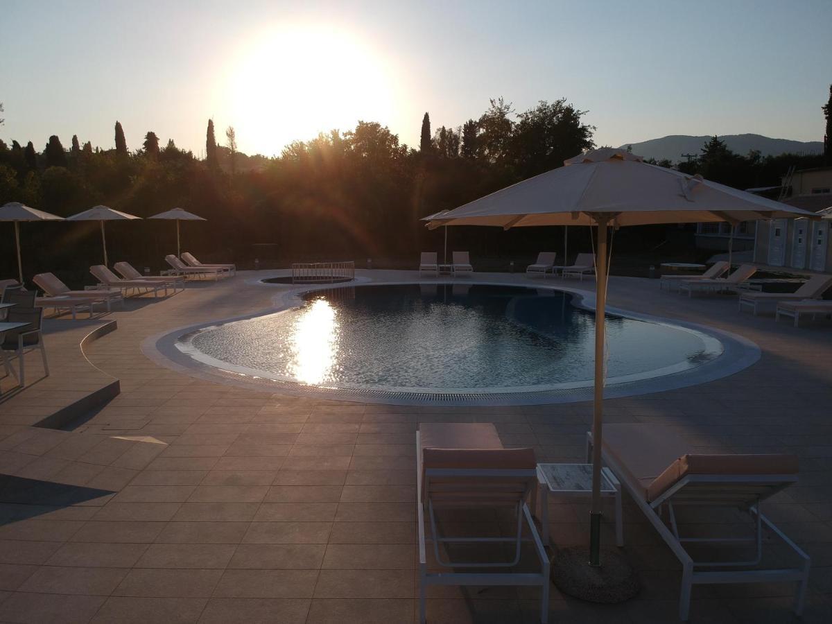 Santos Holidays Dassia  Dış mekan fotoğraf