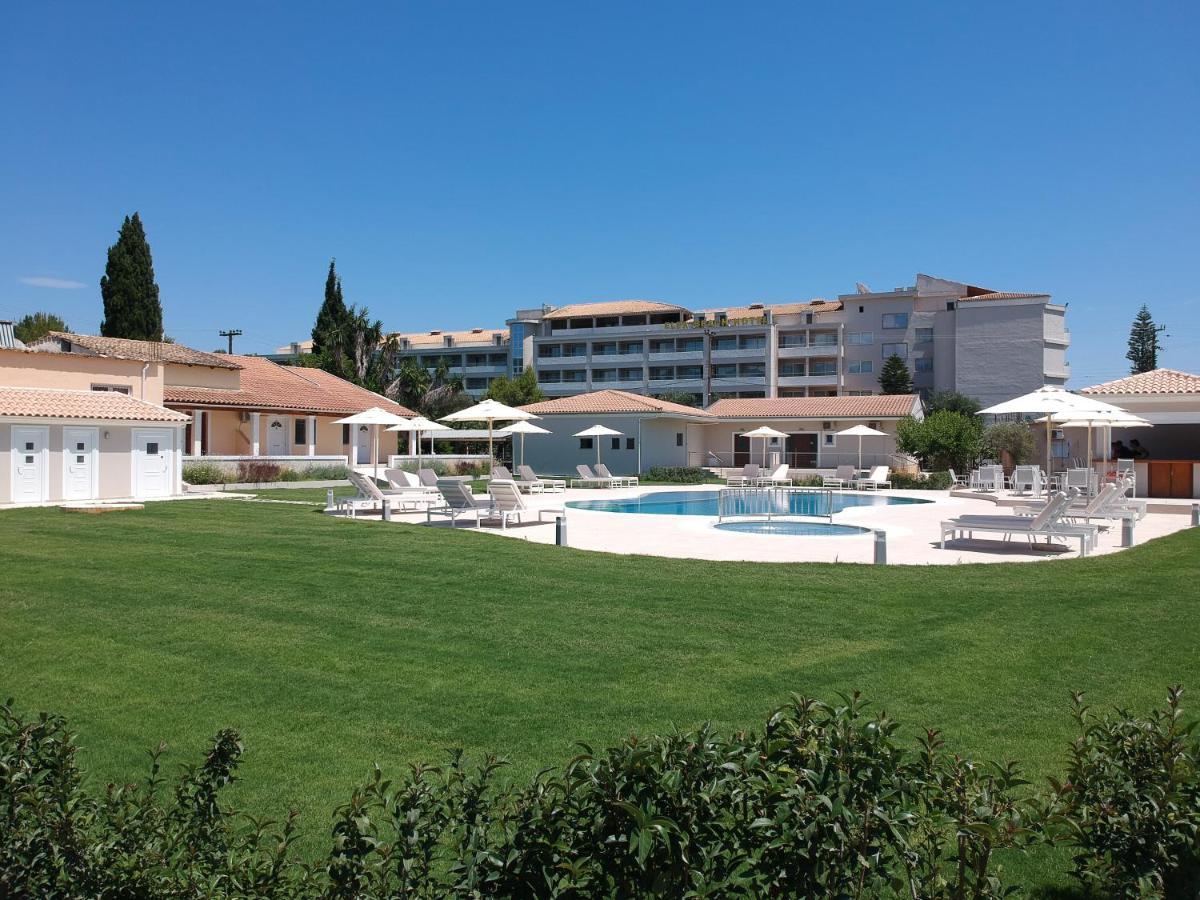 Santos Holidays Dassia  Dış mekan fotoğraf