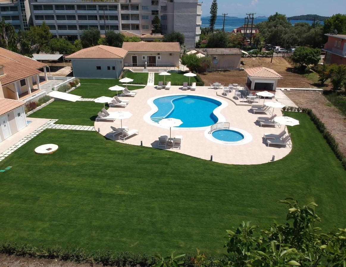 Santos Holidays Dassia  Dış mekan fotoğraf