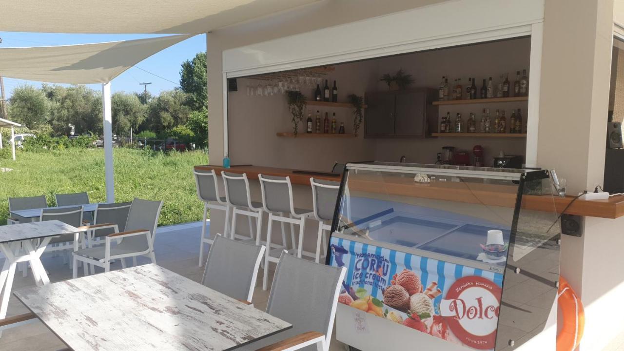 Santos Holidays Dassia  Dış mekan fotoğraf
