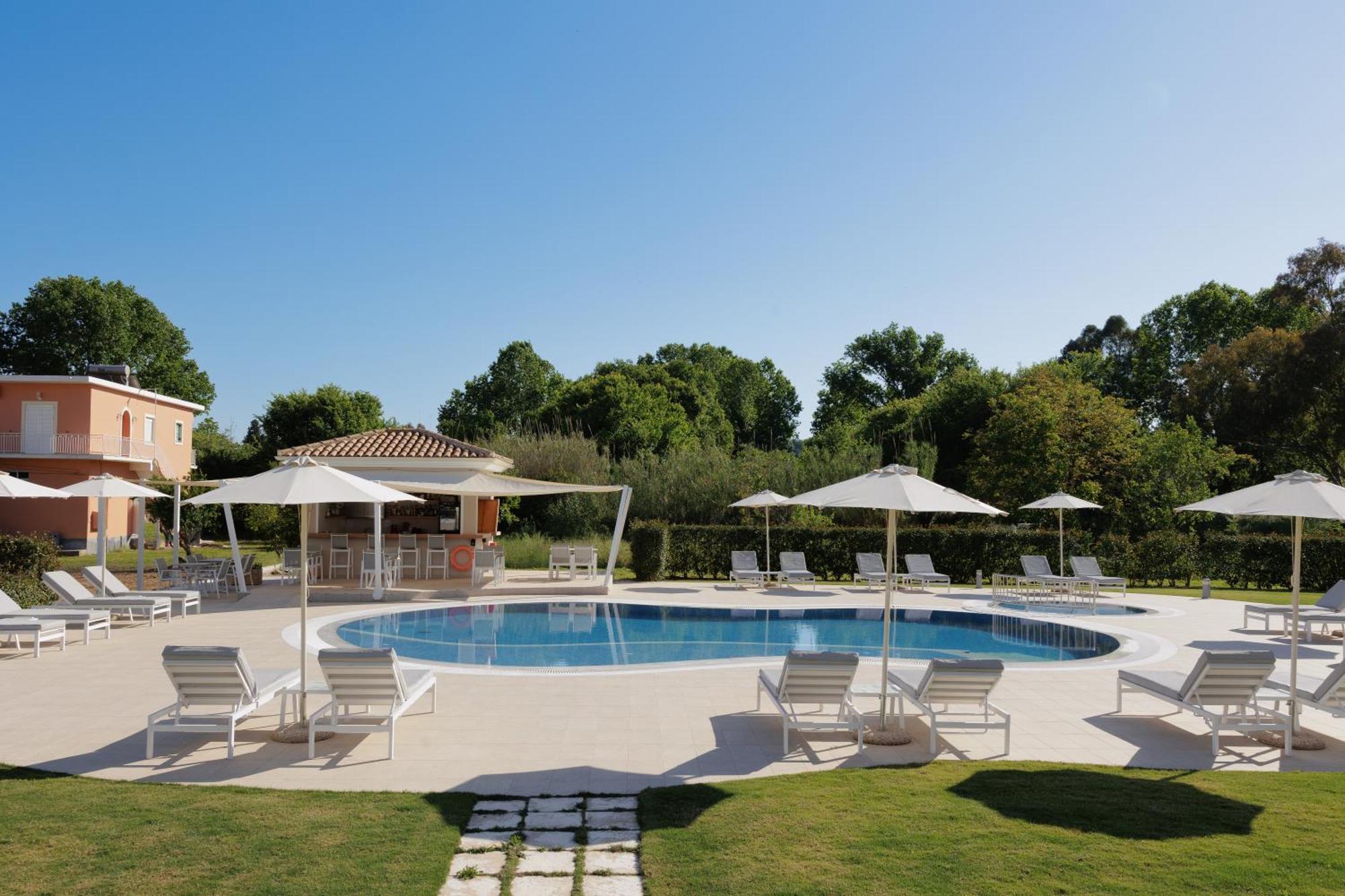 Santos Holidays Dassia  Dış mekan fotoğraf
