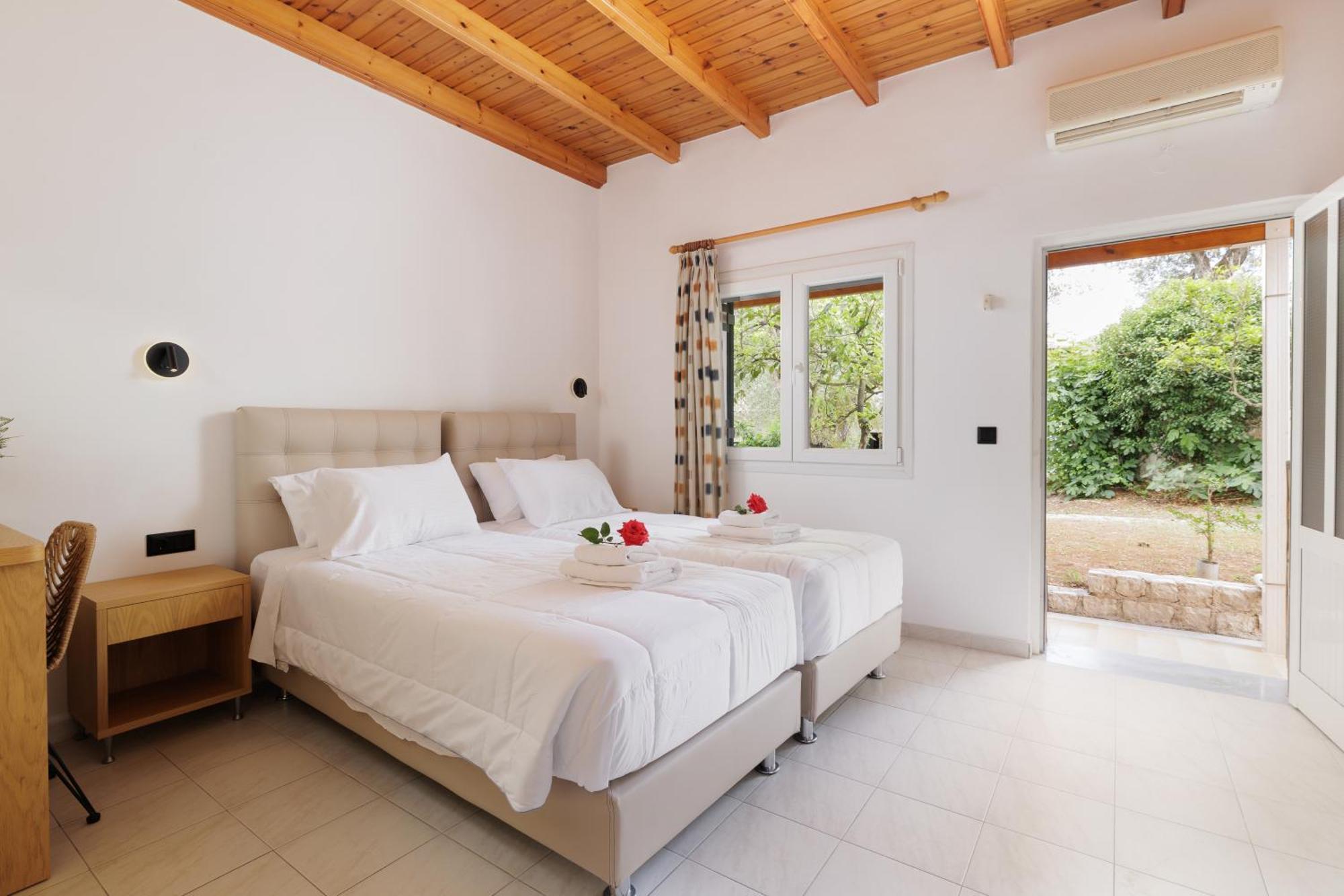 Santos Holidays Dassia  Dış mekan fotoğraf