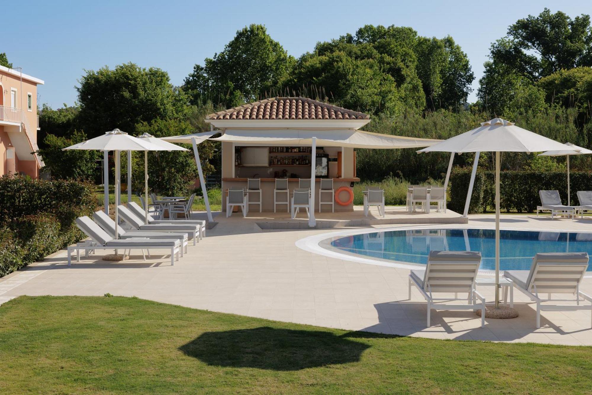 Santos Holidays Dassia  Dış mekan fotoğraf