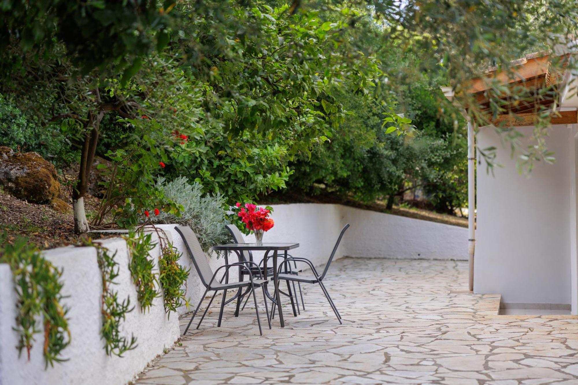 Santos Holidays Dassia  Dış mekan fotoğraf